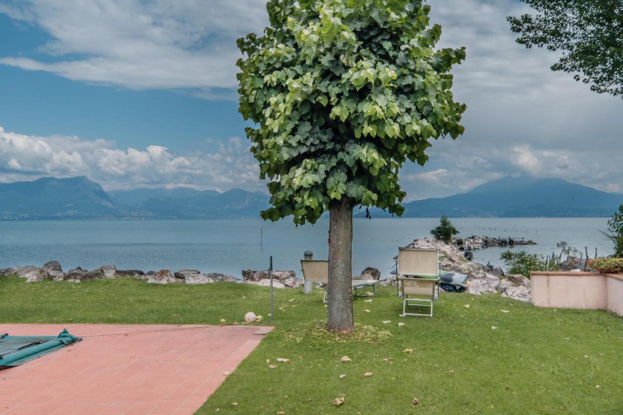 Casa Lugana 15 - Monolocale Con Piscina Fronte Lago Sirmione Exteriér fotografie