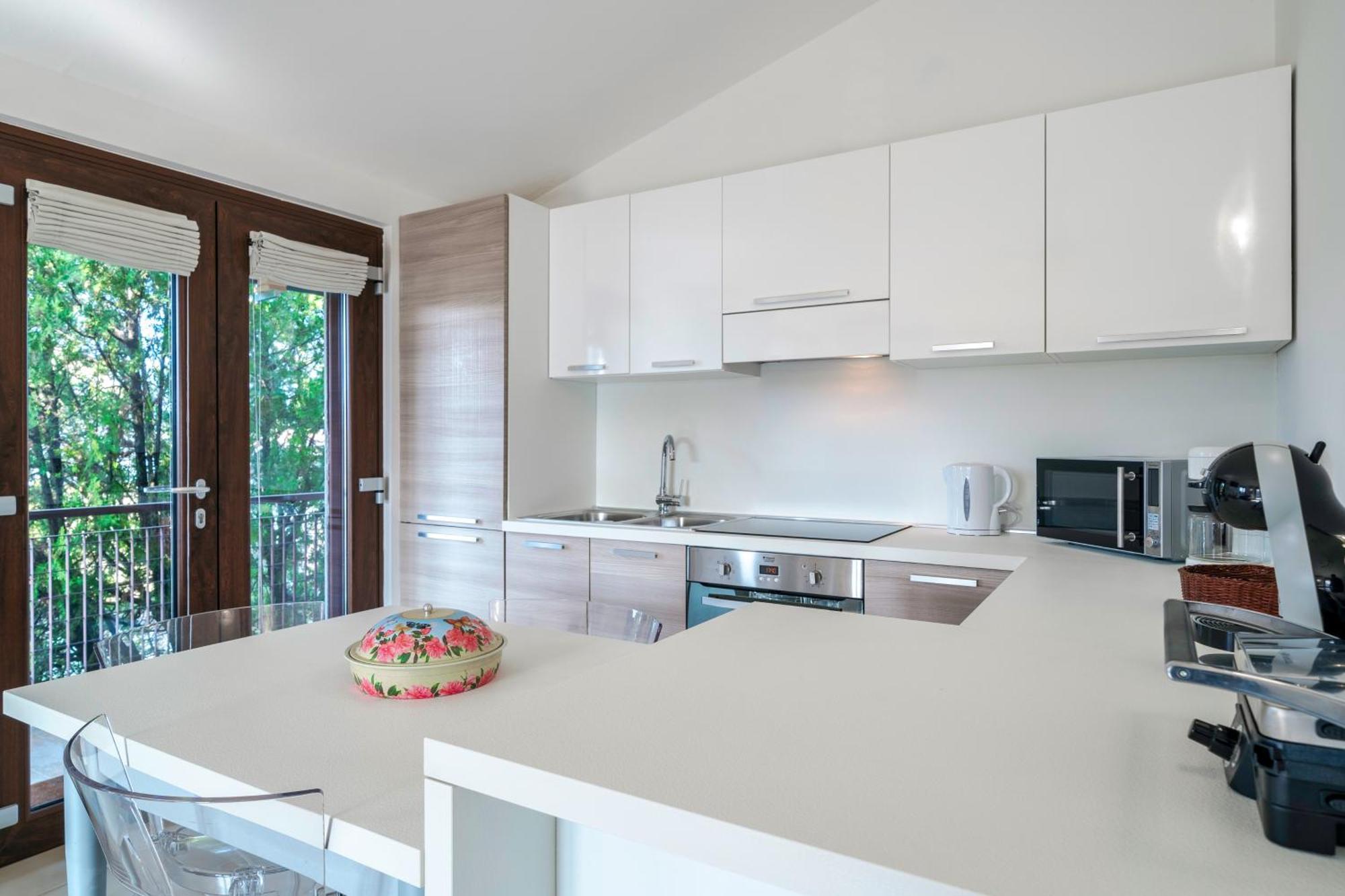 Casa Lugana 15 - Monolocale Con Piscina Fronte Lago Sirmione Exteriér fotografie