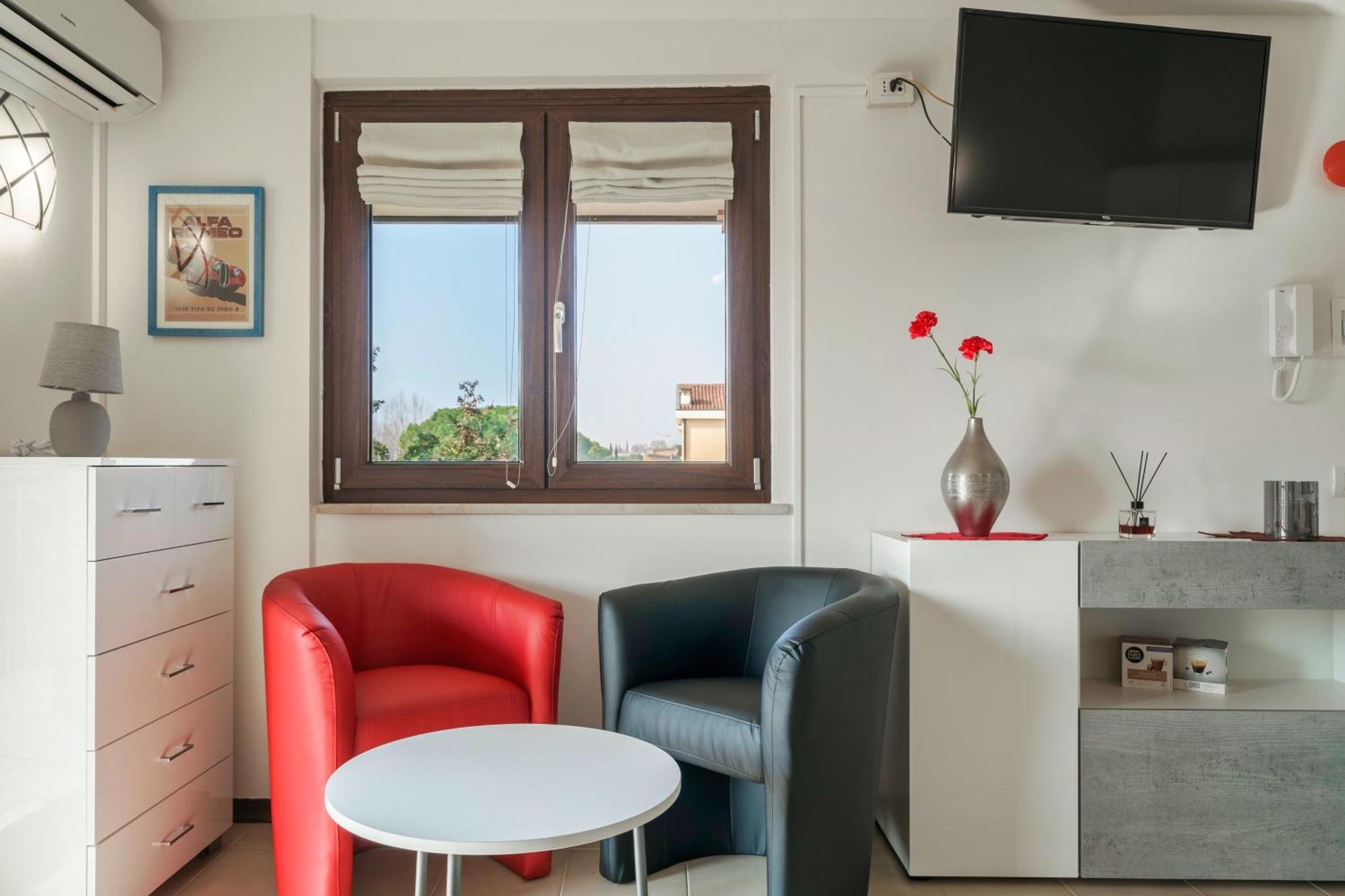 Casa Lugana 15 - Monolocale Con Piscina Fronte Lago Sirmione Exteriér fotografie